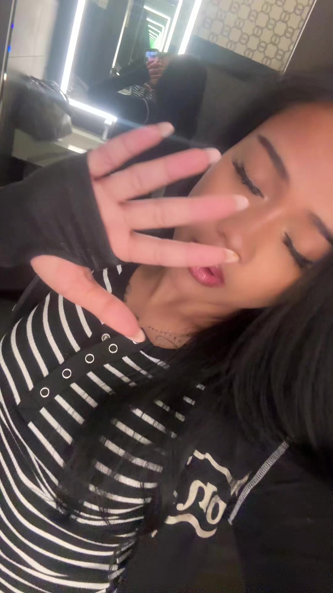 @nay