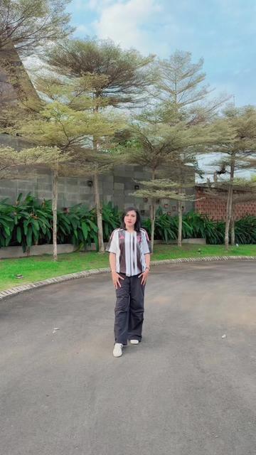 @Bernady Land Vanny