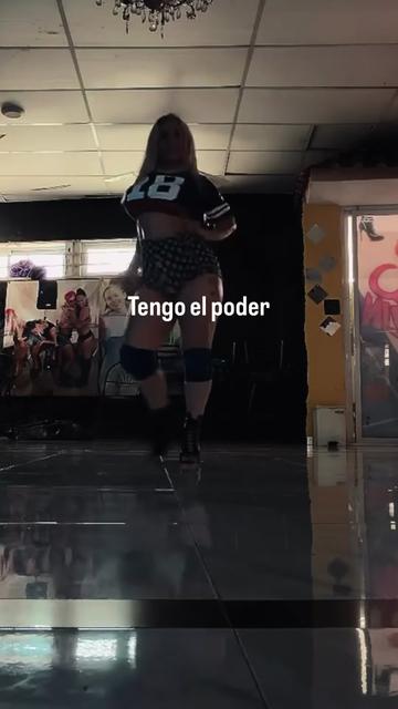 @Kika Faylin Dancer