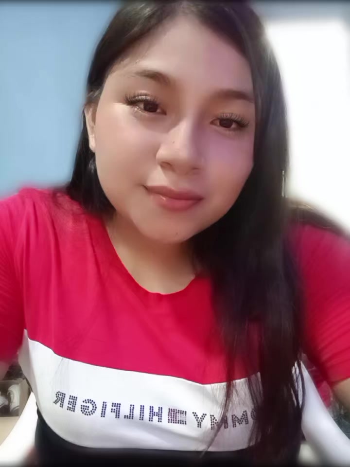 @๐๐๐จ๐จ๐๐ฌ๐น