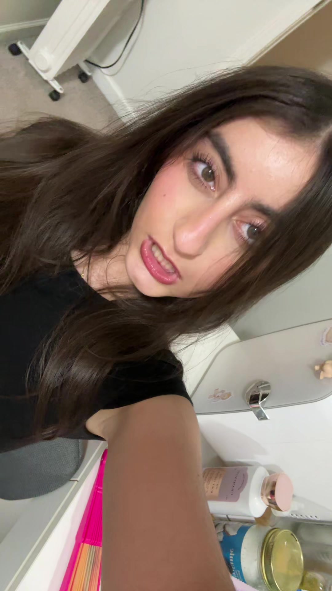 @shadkive