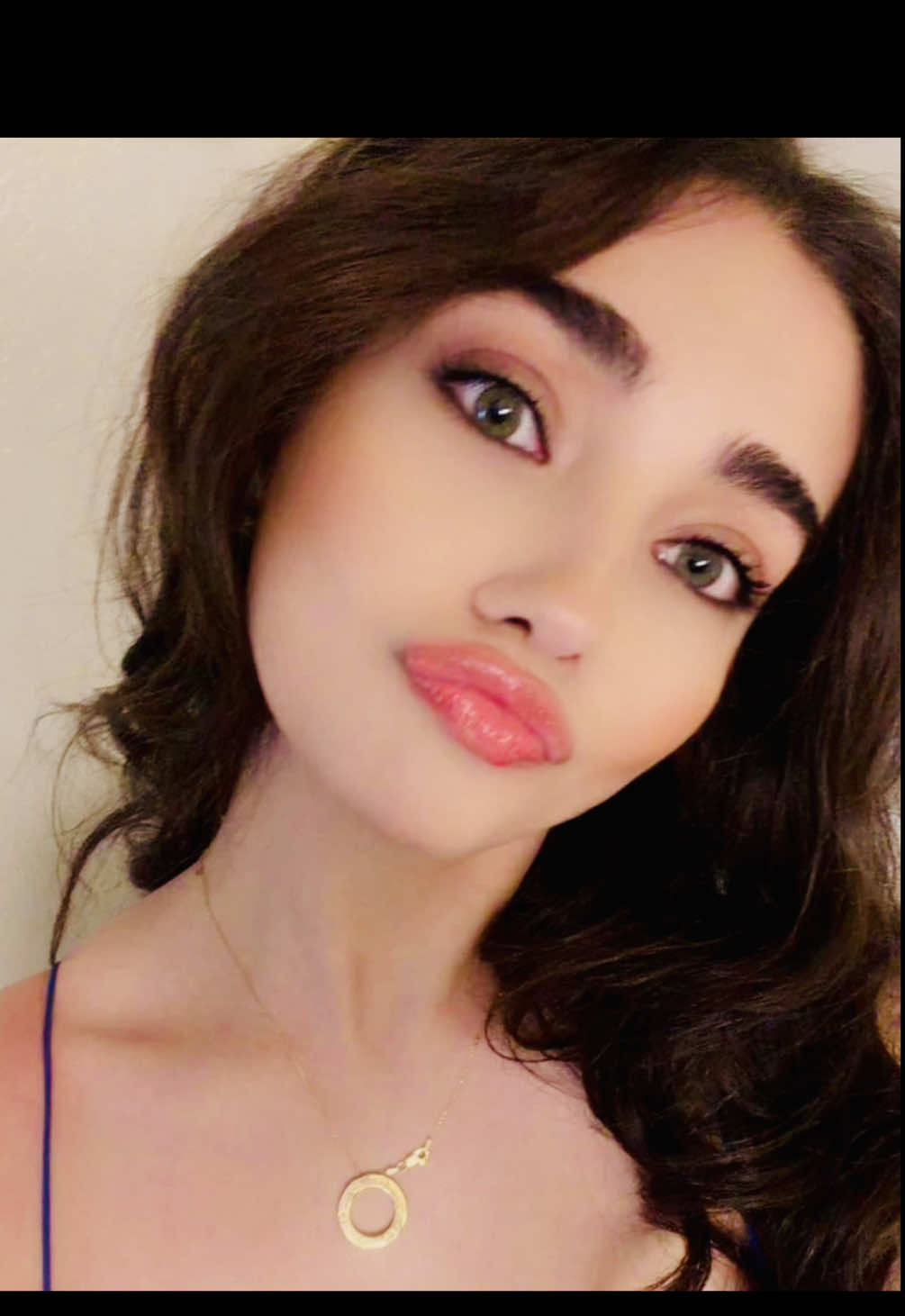 @Sombraツ