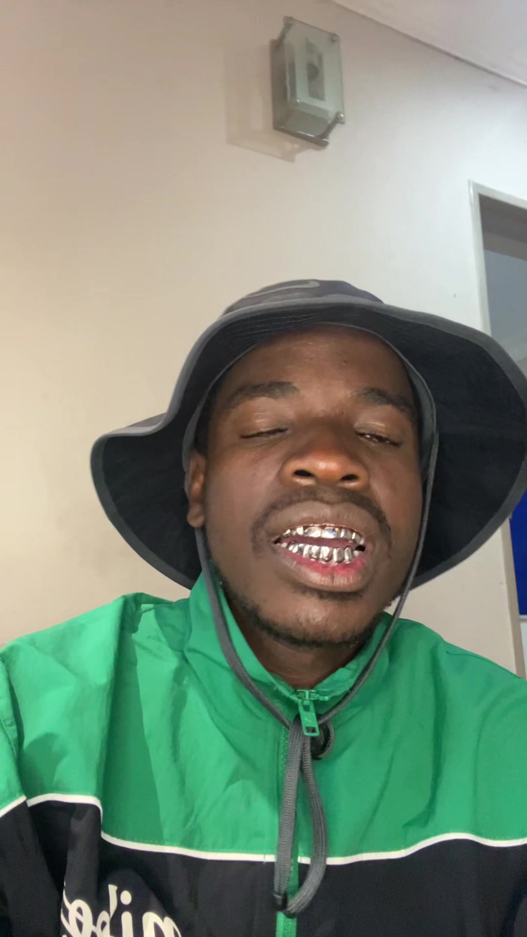 @tsakarsa10