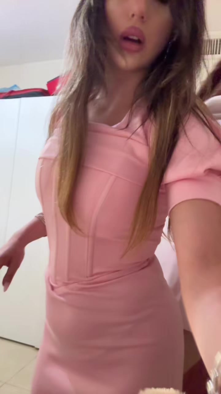 @אסתר מנחם