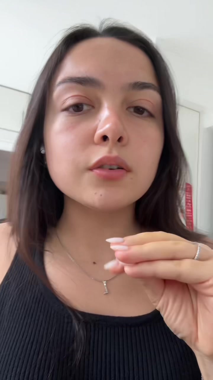 @theyknowlara