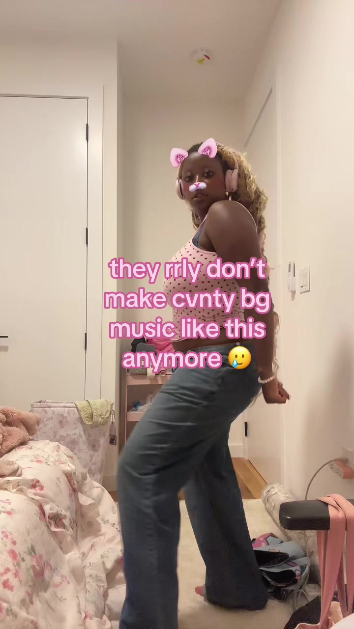 @mintchocolatchipice