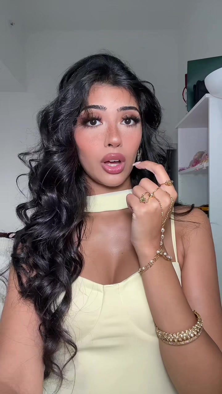 @Aliza