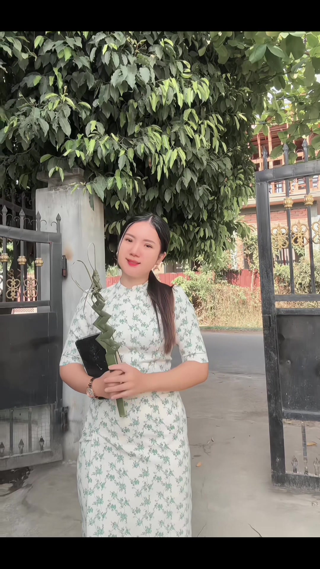 @S.J.A ဖိနပ်ဆိုင်