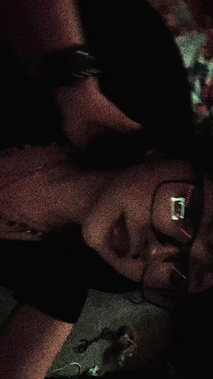 @Luna🤯