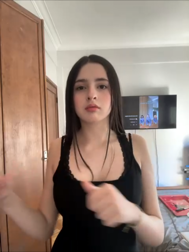 @Evuu