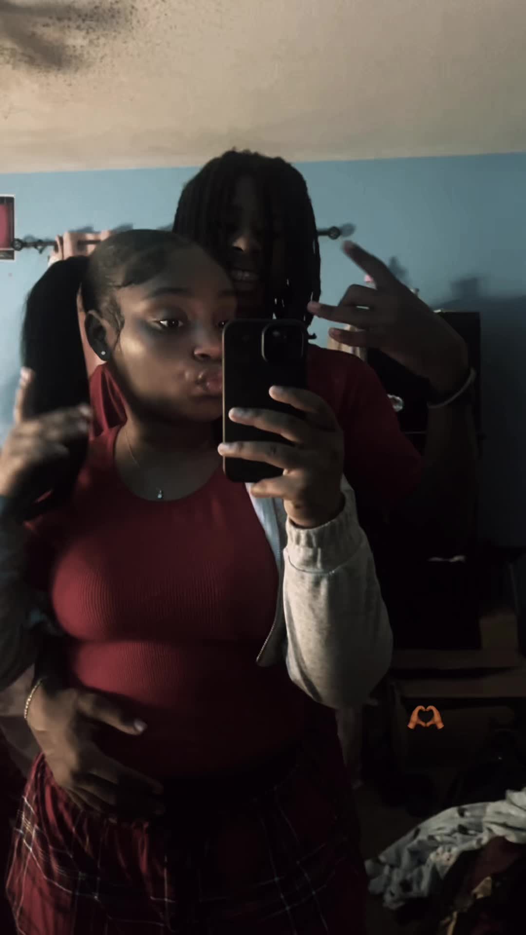 @kyla & zahyon 👩🏽&zwj;❤️&zwj;💋&zwj;👨🏾