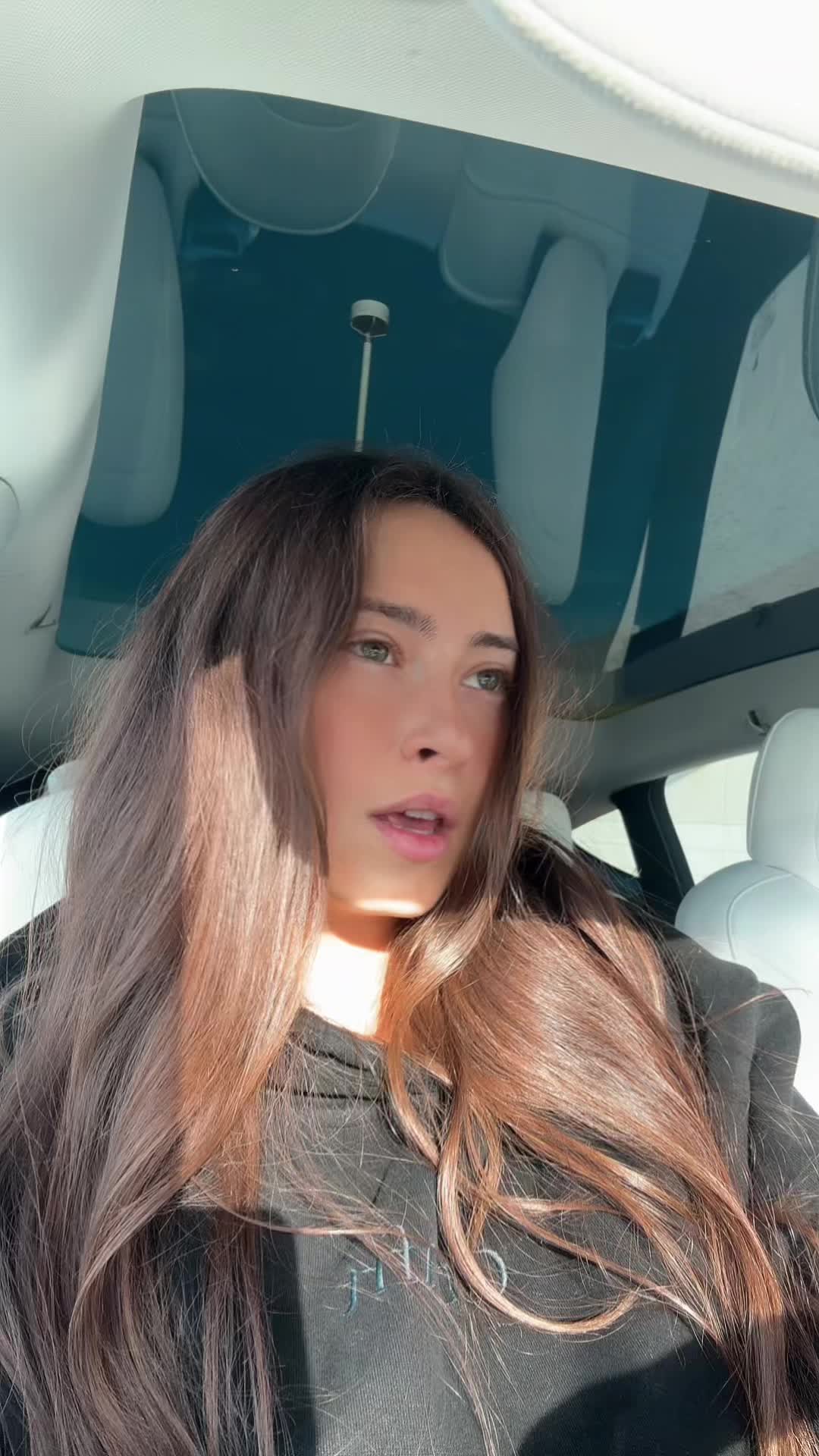 Cece Rose (cece_rosee_) Urlebird