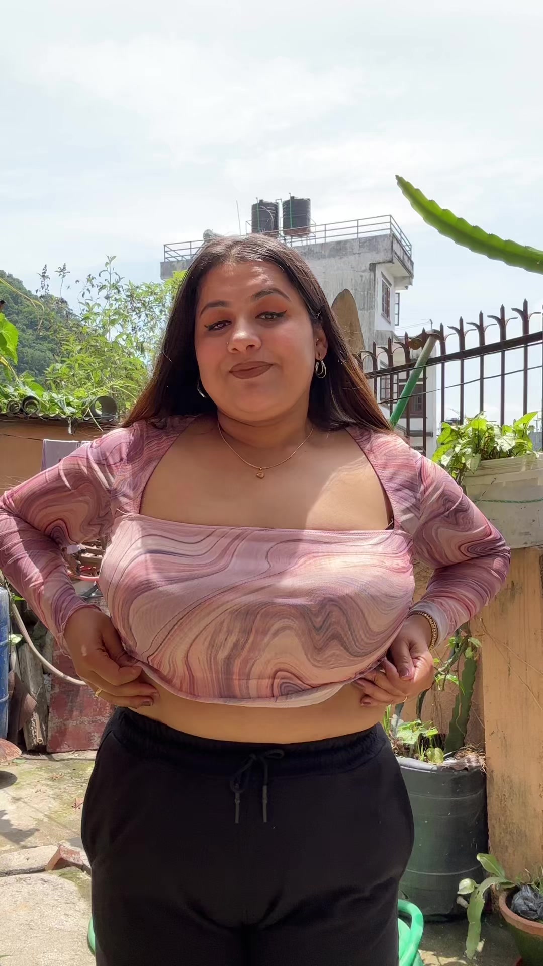 @Aiiyshu🕉️🧿