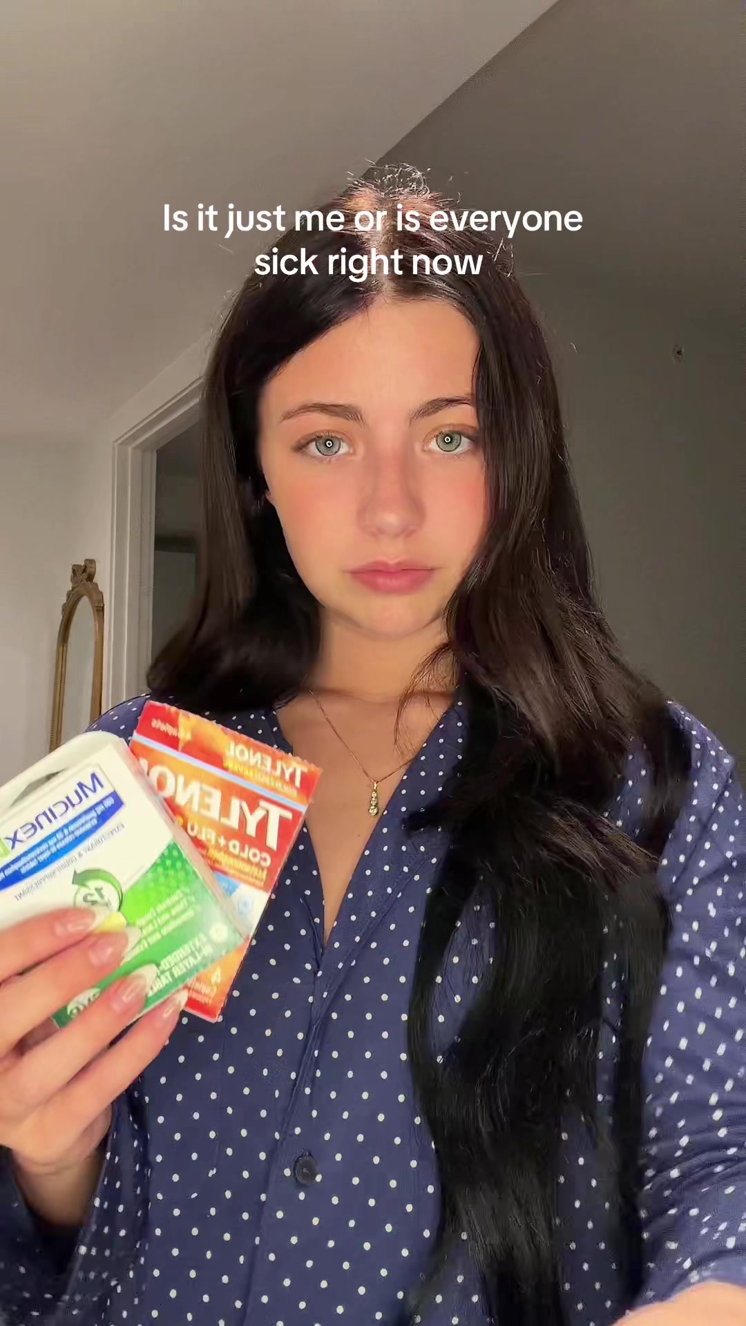 @itsellacollinss