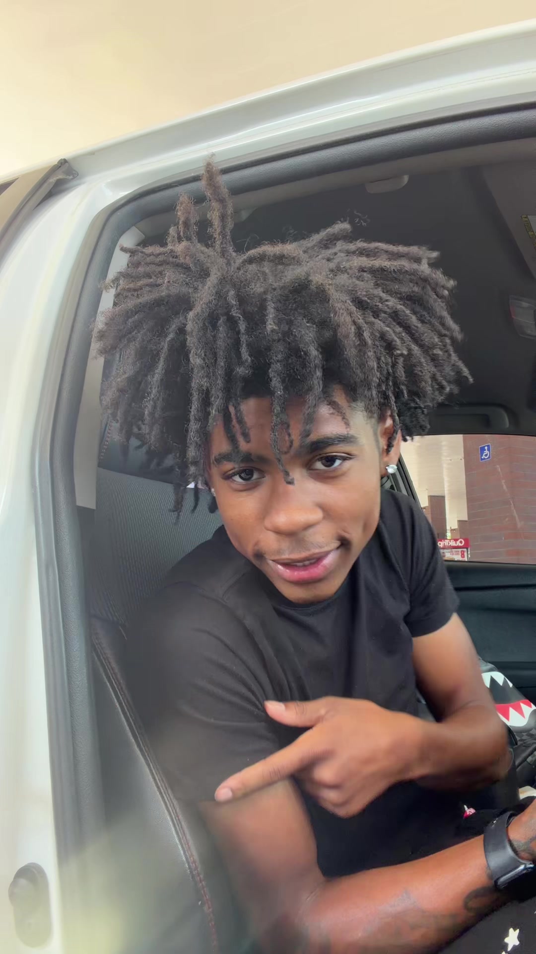 @Calebbb