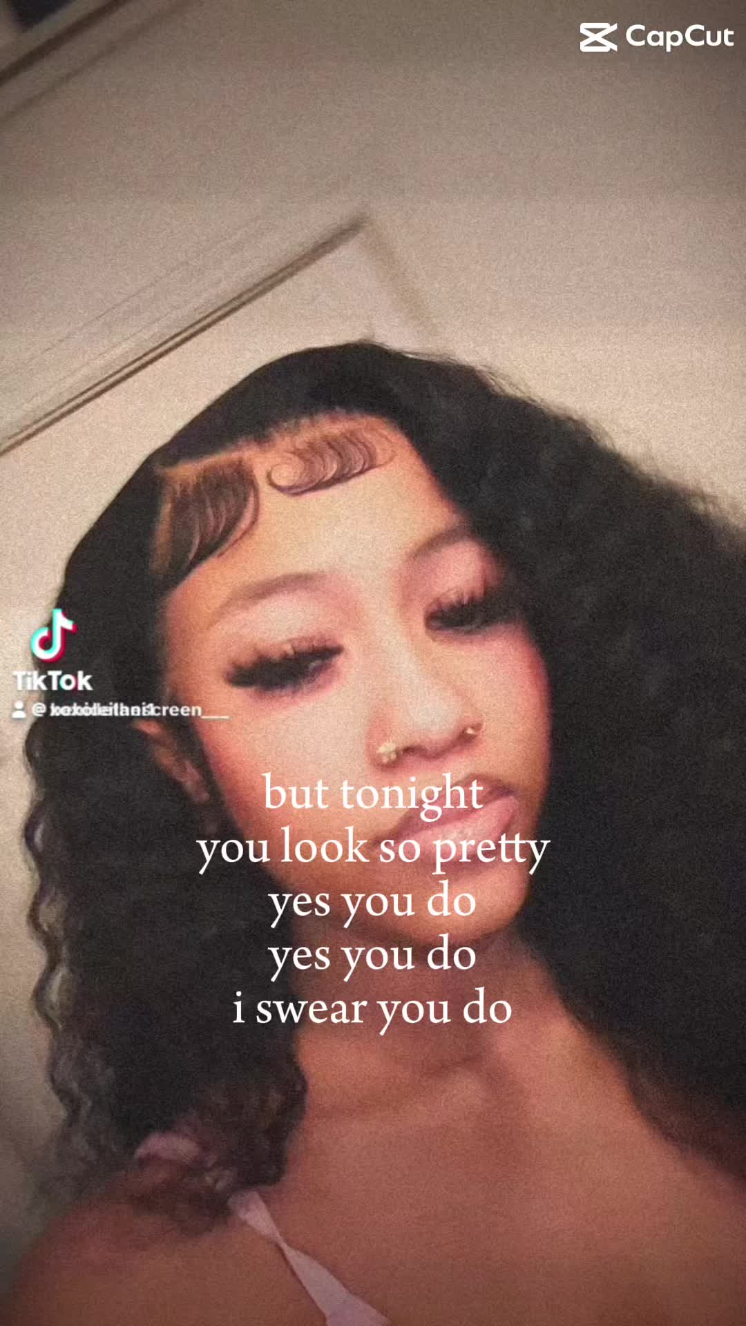 @femalesmurk