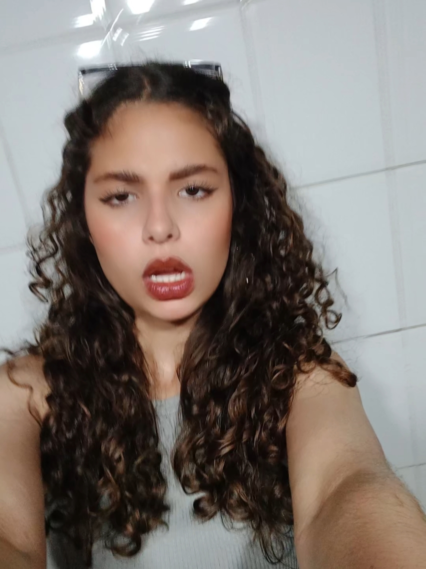 @Gabi Bego