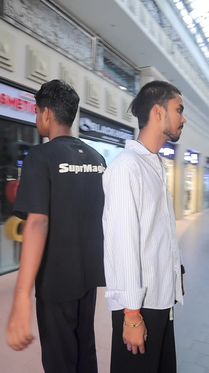 @𝐒𝐦𝐢𝐥𝐞𝐲😊𝐑𝐚𝐤𝐞𝐬𝐡...2