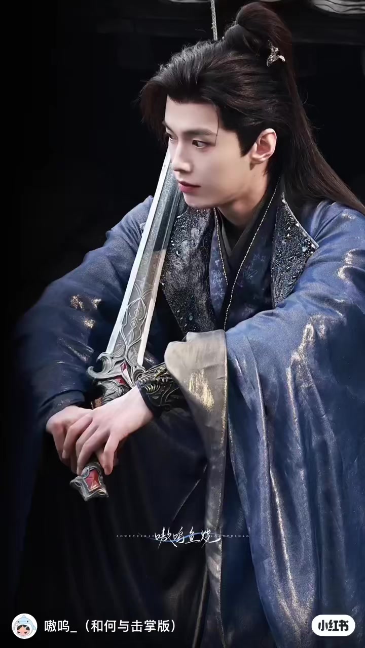 @🦈何与💙HEYU🦈
