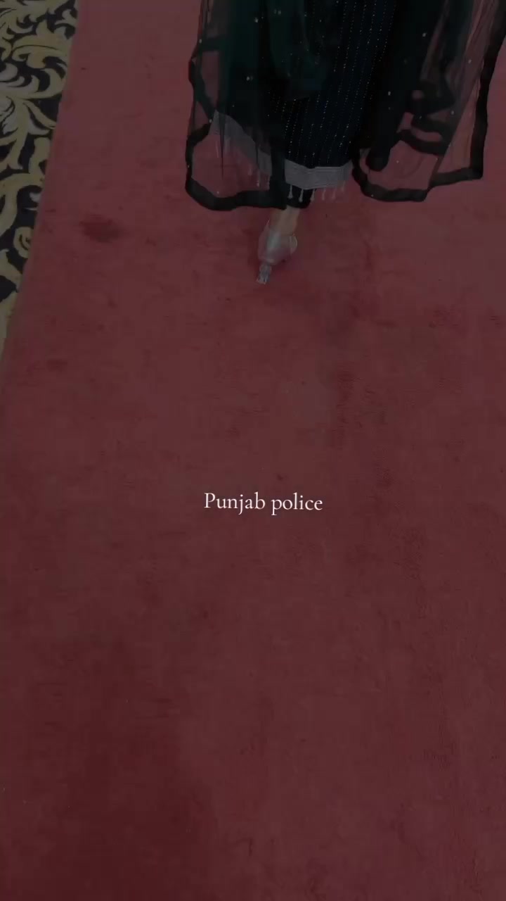 @killer police girl 😍