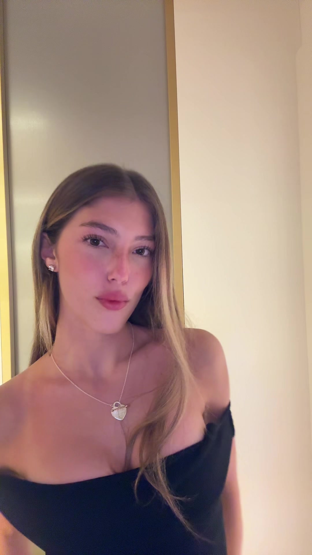 @juliswerdum
