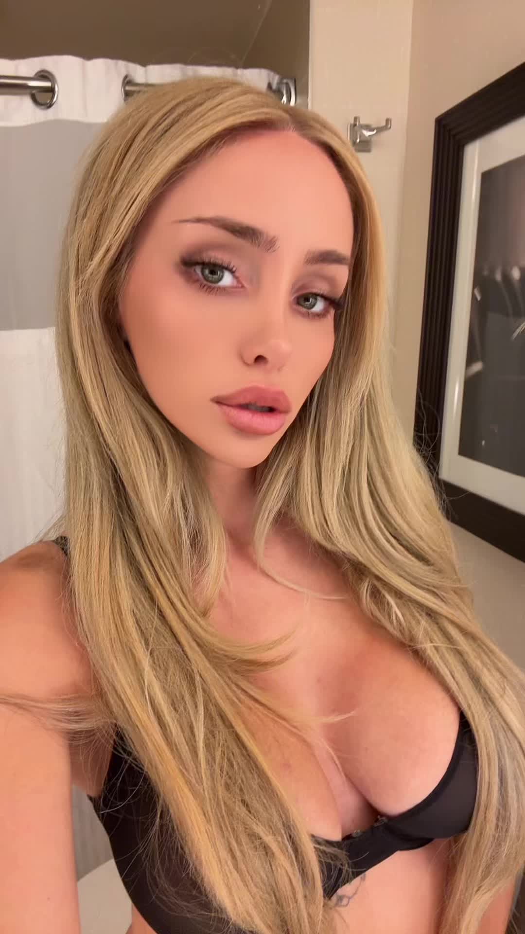 @Elissa Alexis Nieves