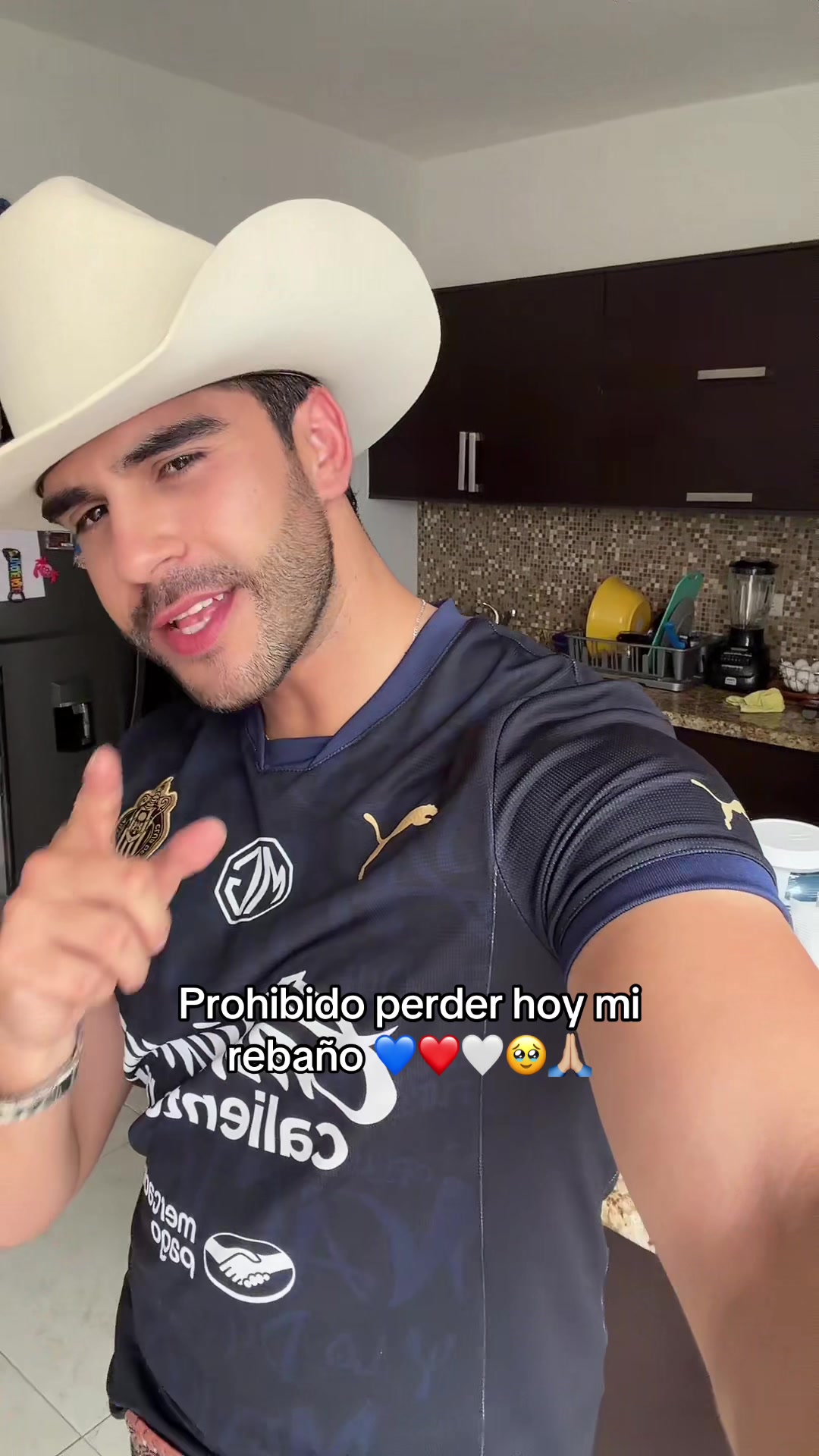 @César Quezada🤠