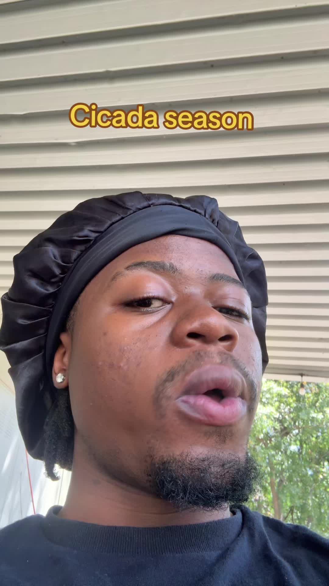 @moyoezzy