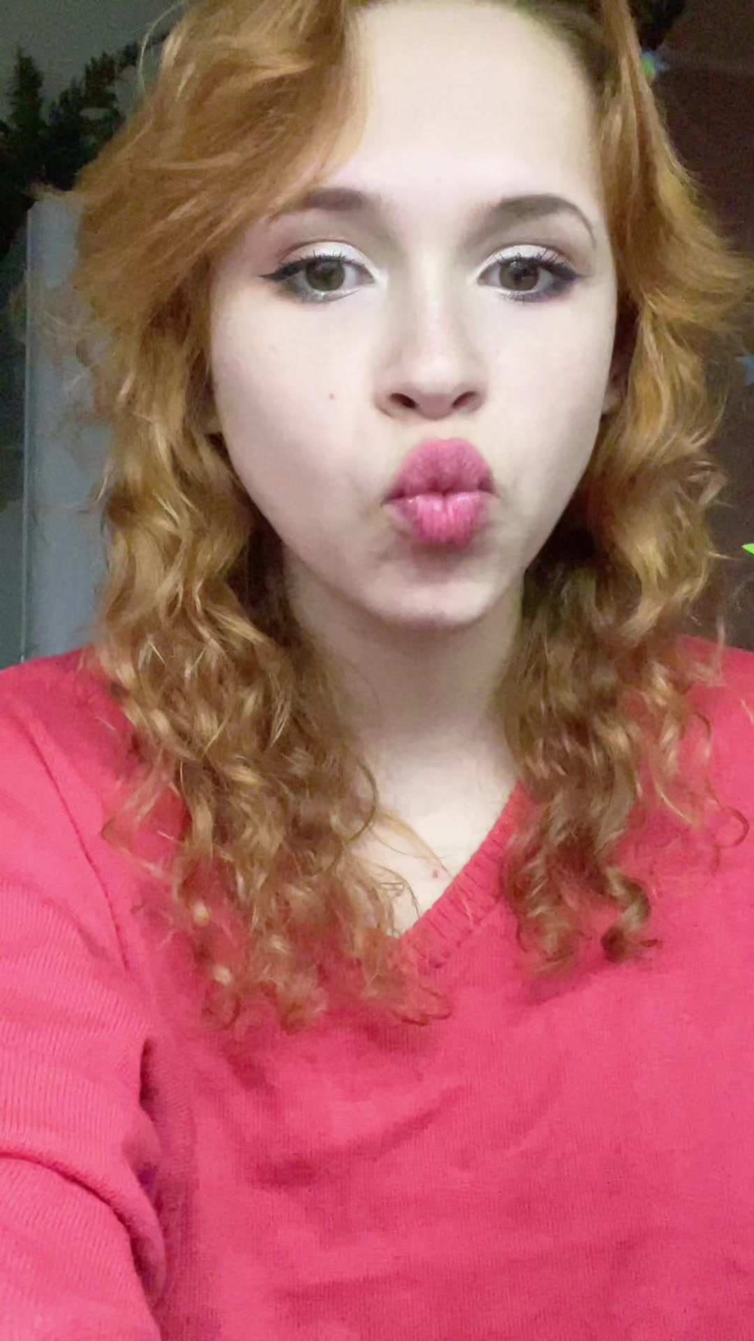 @любасек🍓