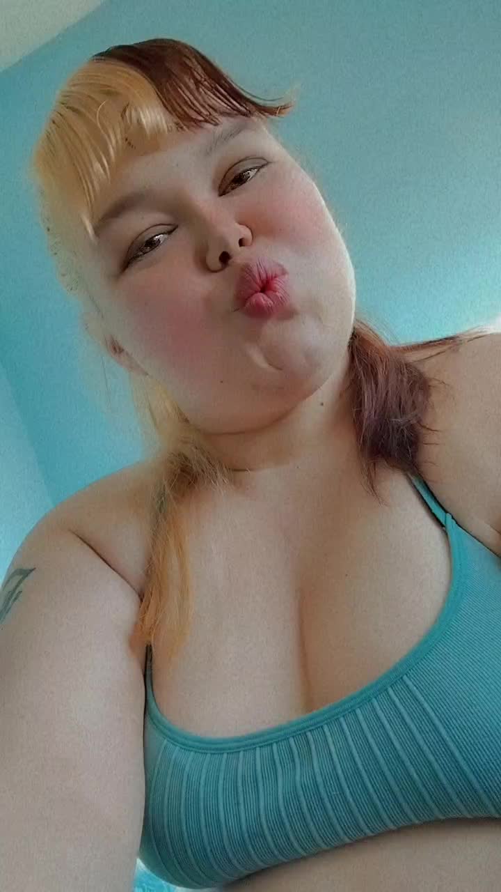 @JoJo🥰