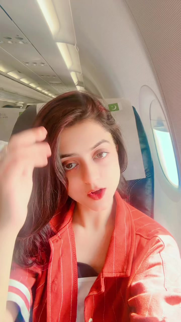 @Laibaarishofficial