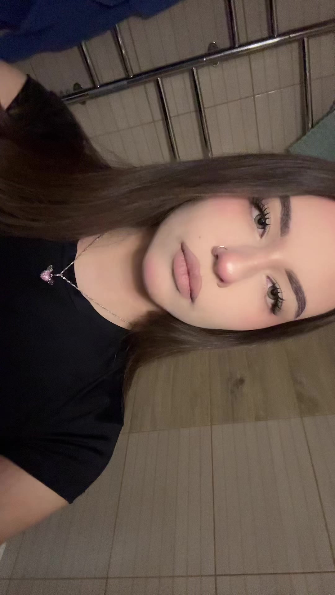 @полина