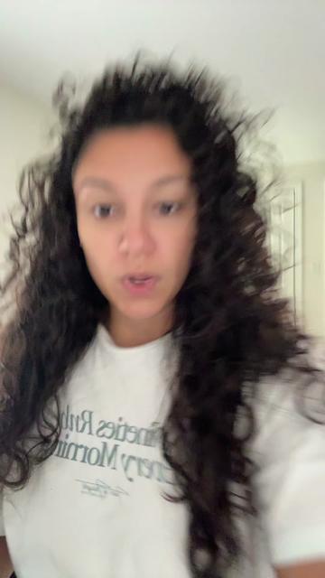 @Nina Montanez
