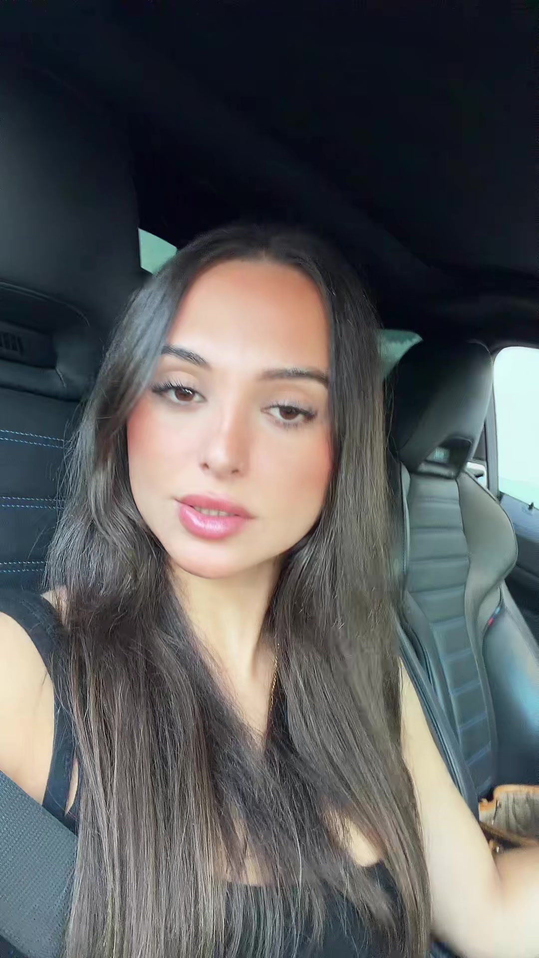 @queen_andreiiita