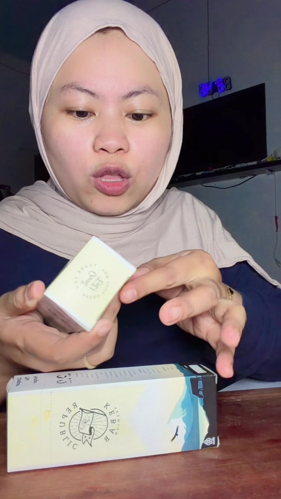 @Mpok Baju Tosca