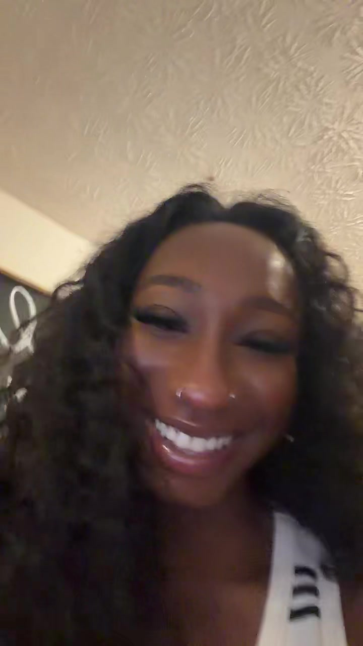 @Divineandfine_
