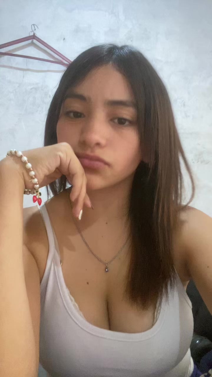 @🫢