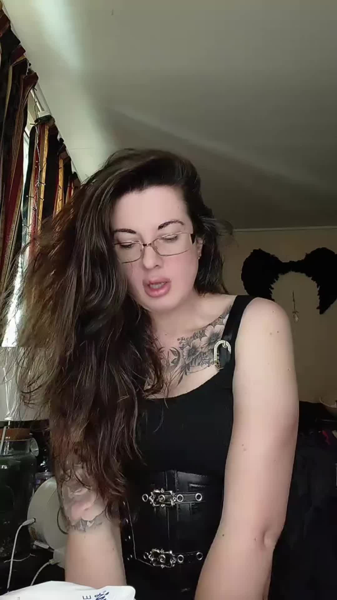 @Crybelle