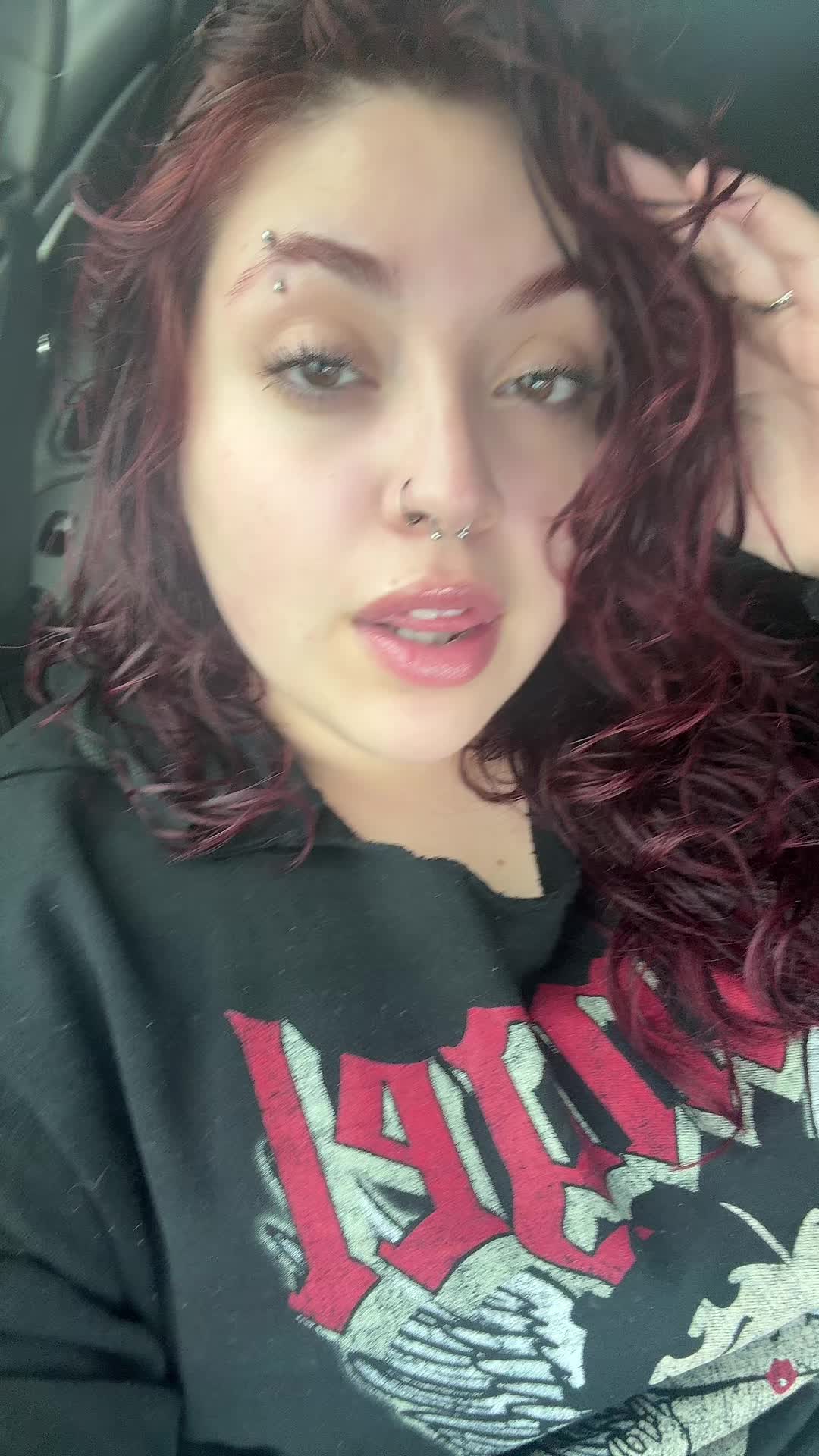 @angelinaa 🍒