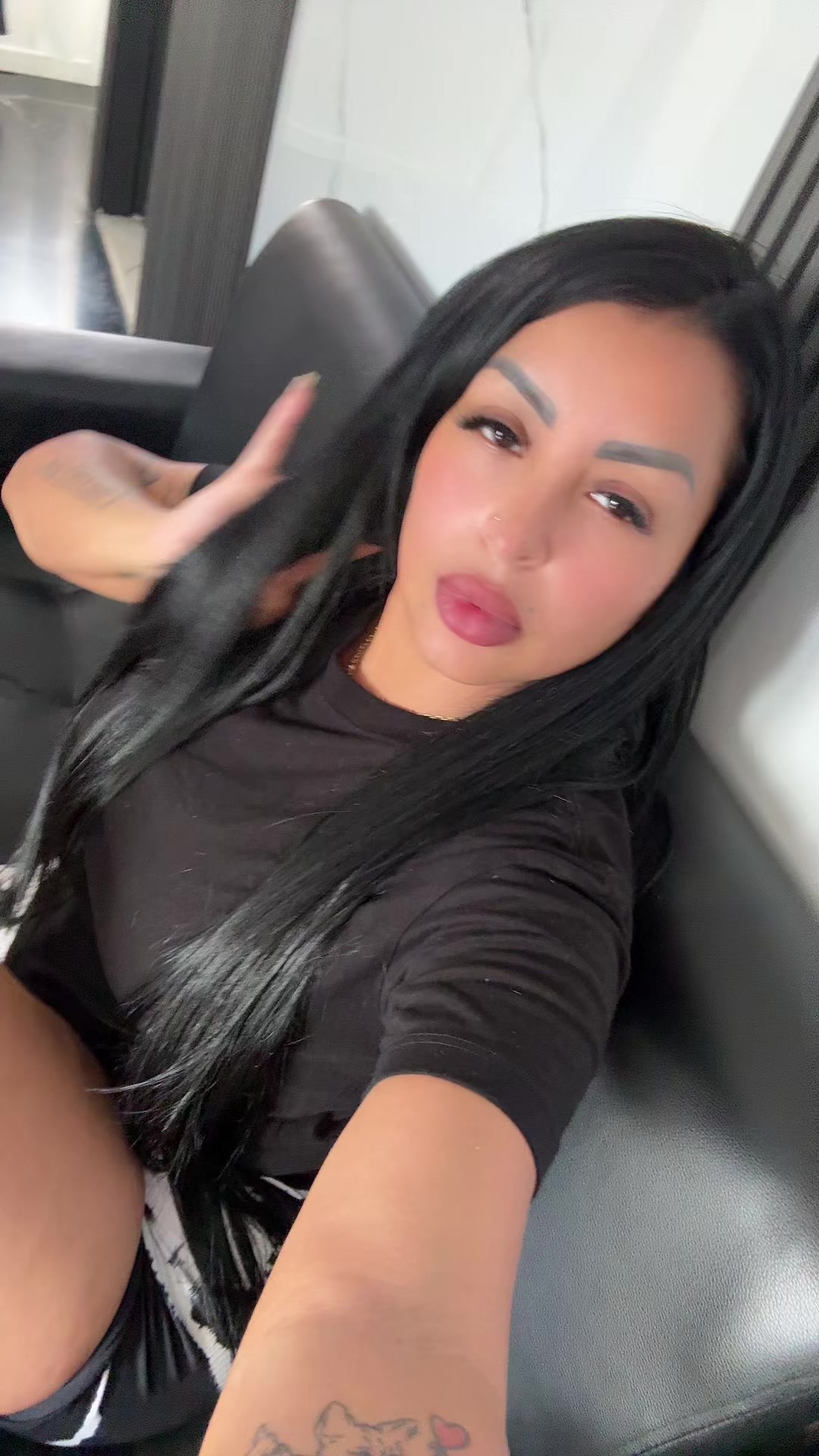 @Nena