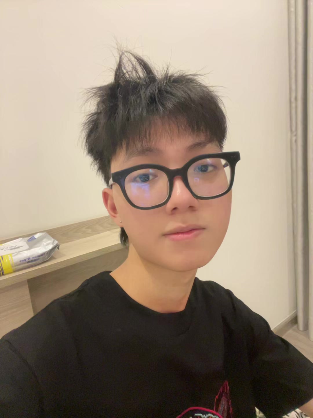 @hoàng tử đơn côi