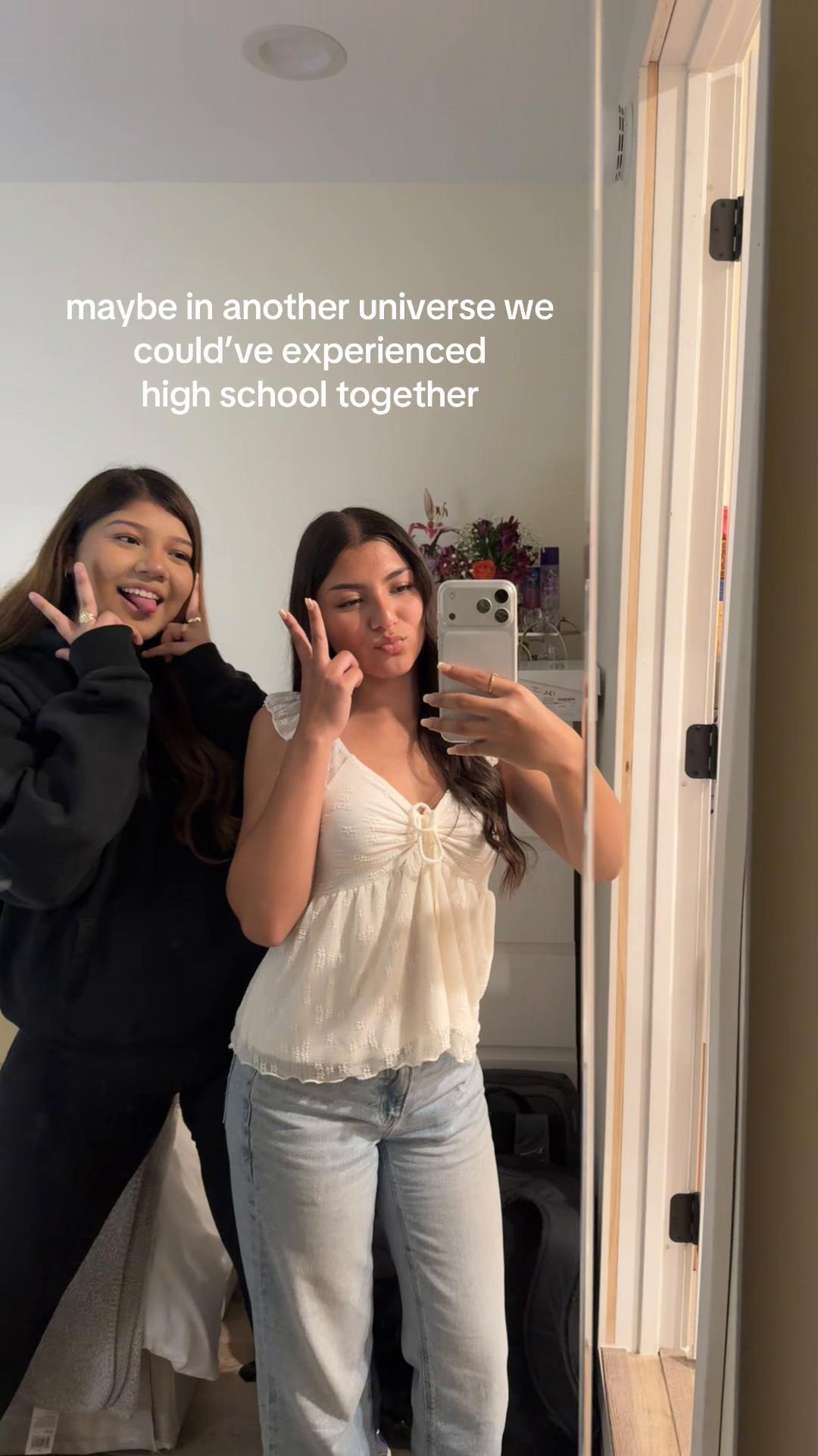 @_isaarelii