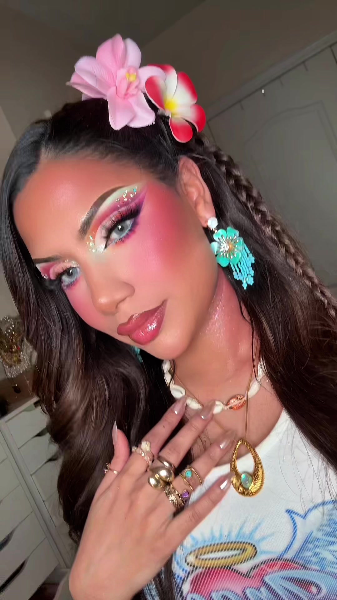 @Makeupbyalinna