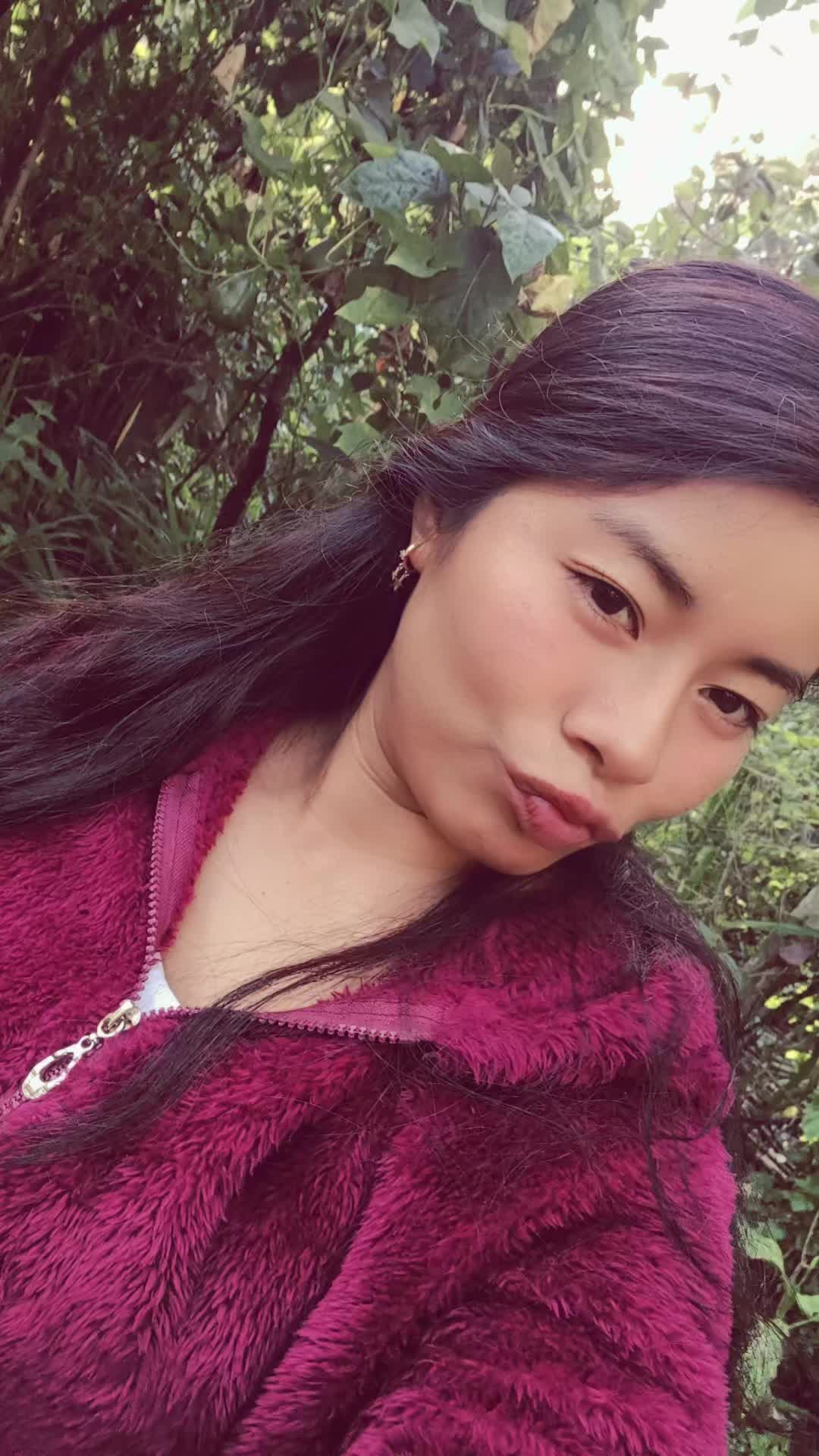 @Tw&uuml; chiki