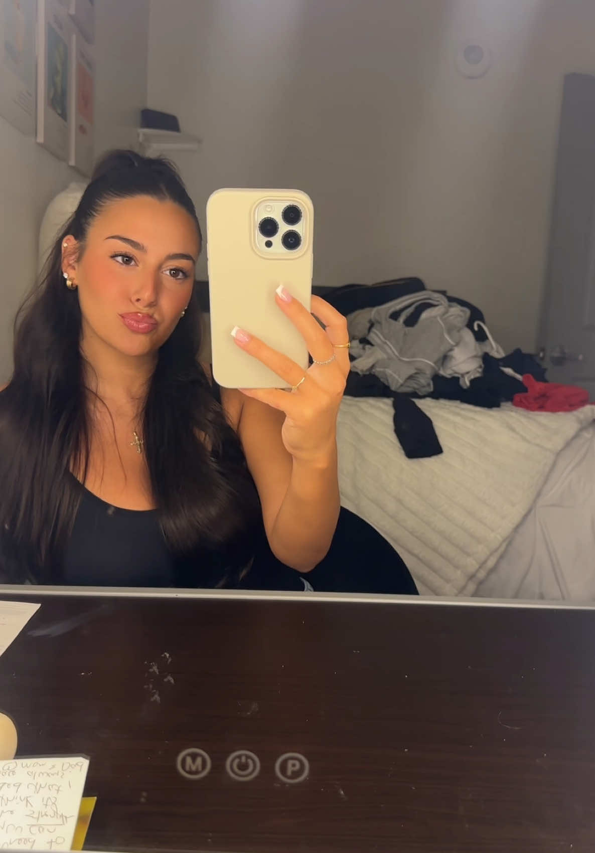 @Sophia