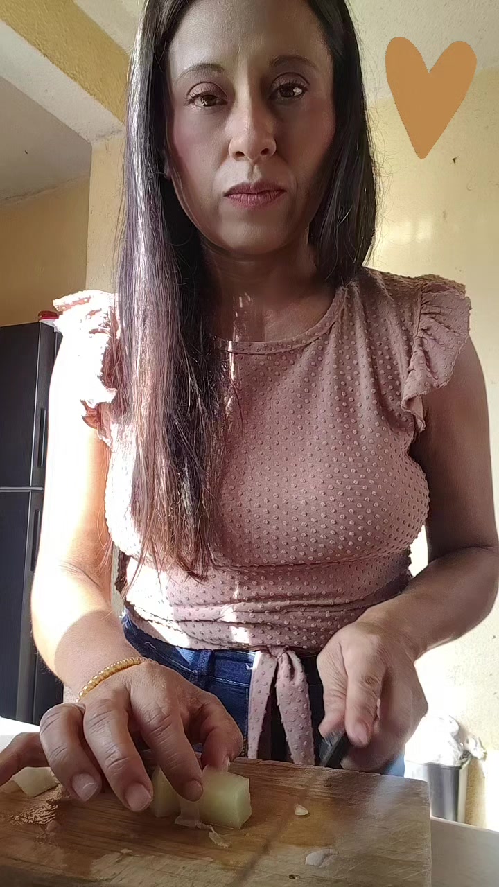 @Yessi Moon