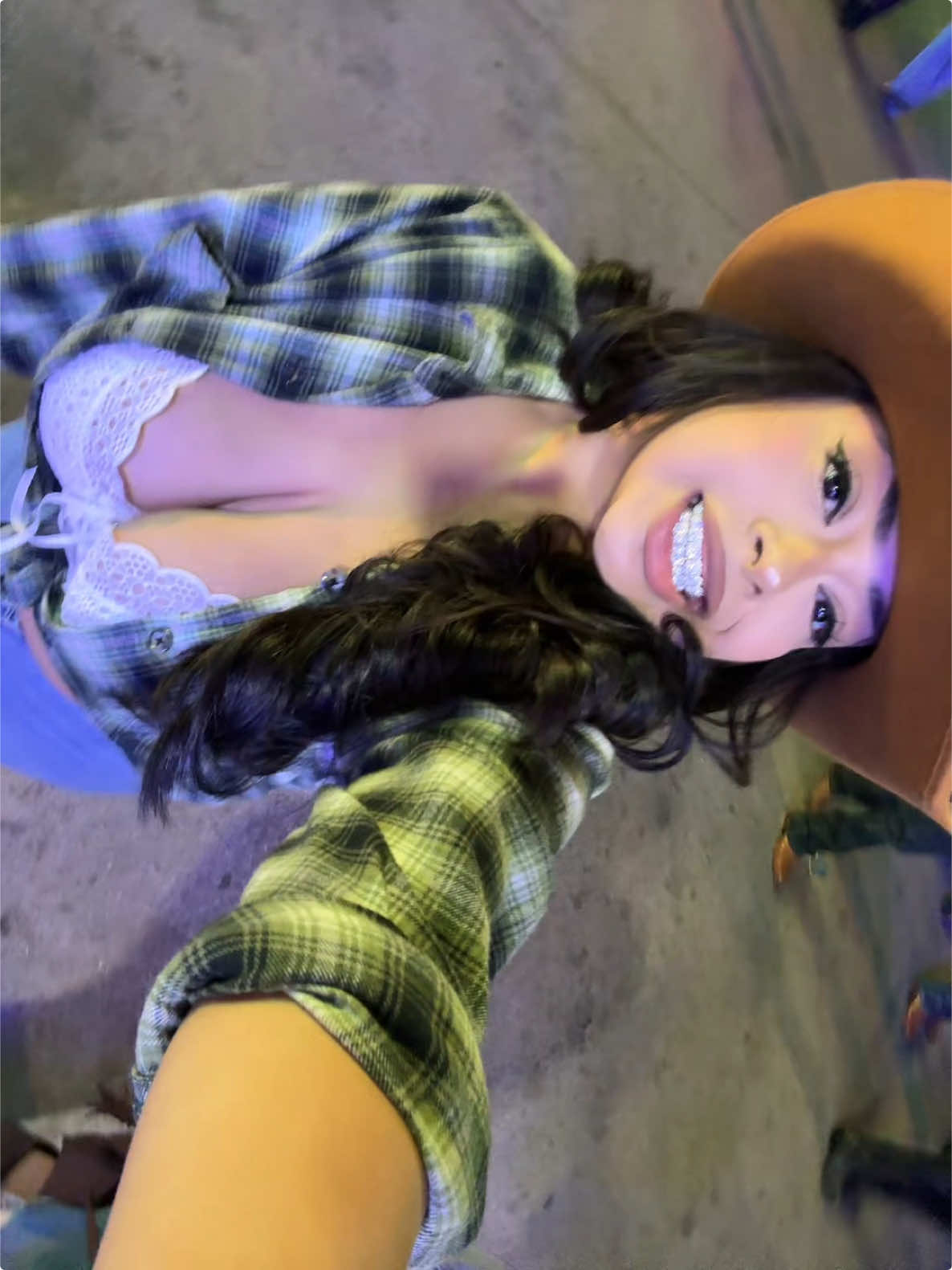 @ashfromtx