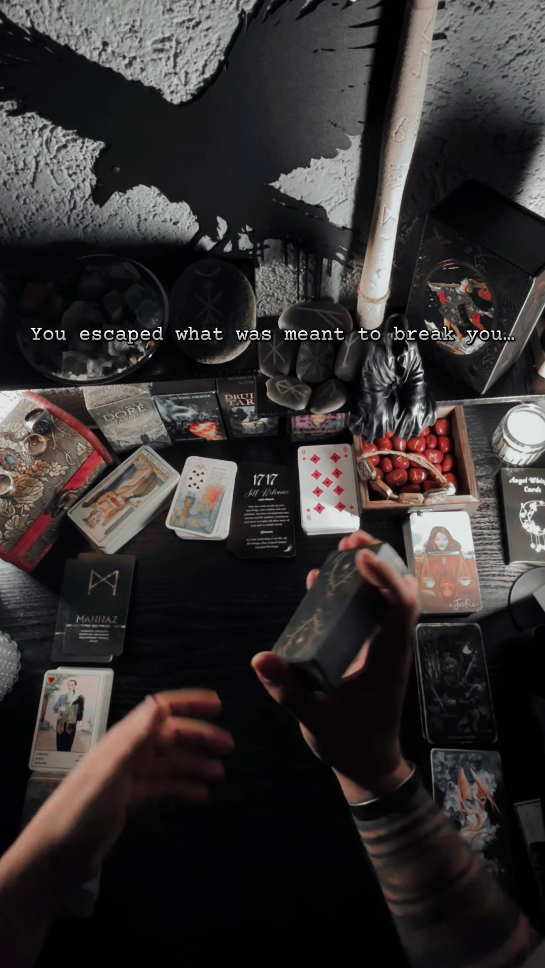 @Nightshade Whispers Tarot