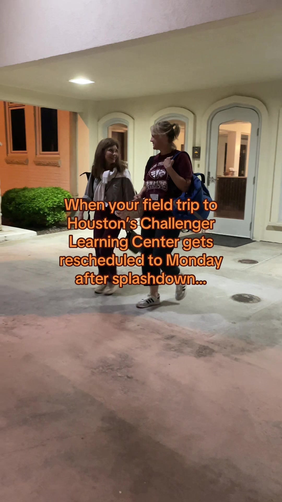 @LR