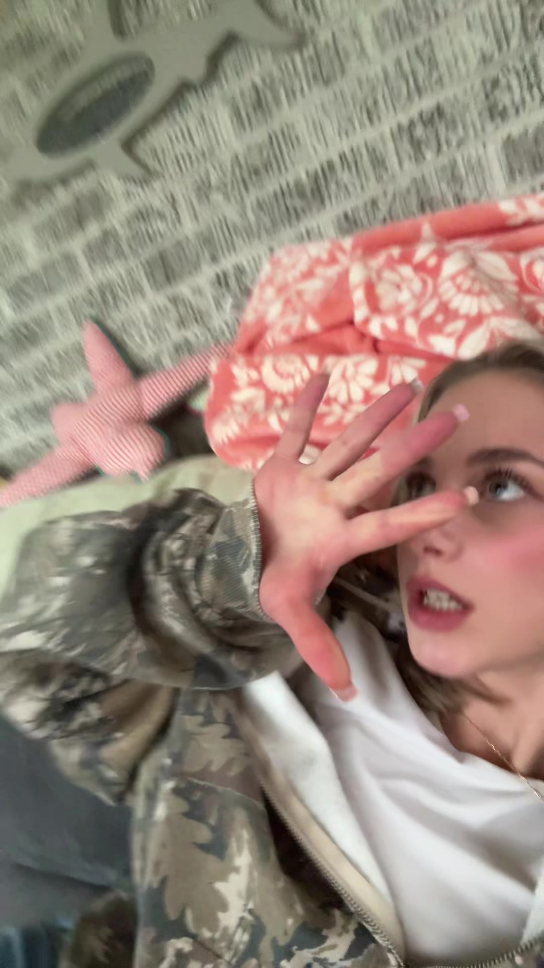 @Char char